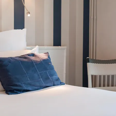 The Originals Miramar, Pontaillac Hotel 3*
