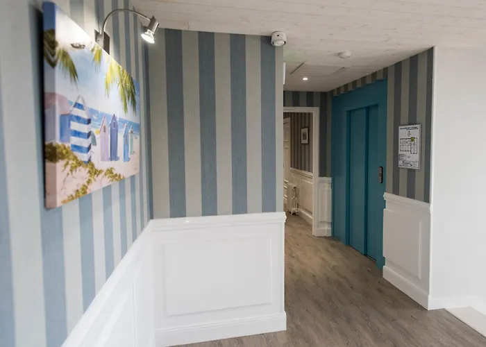 The Originals Miramar, Pontaillac Hotel