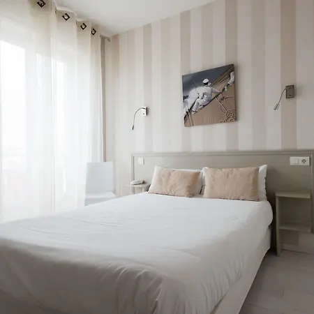 The Originals Miramar, Pontaillac Hotel 3*