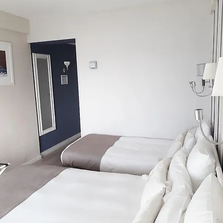 호텔 The Originals Miramar, Pontaillac