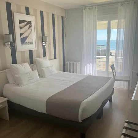 호텔 The Originals Miramar, Pontaillac 3*