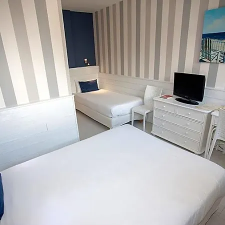 Hotel The Originals Miramar, Pontaillac Royan