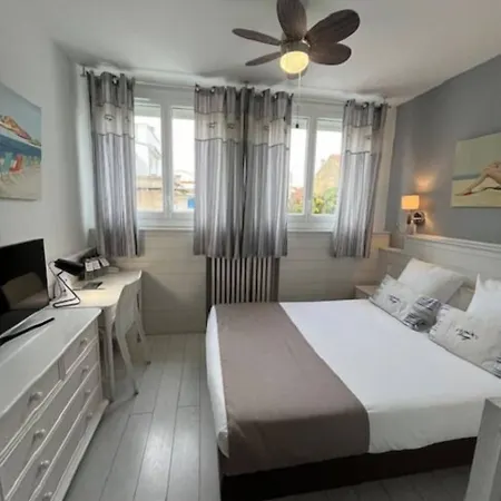 The Originals Miramar, Pontaillac Hotell