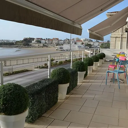 The Originals Miramar, Pontaillac ホテル