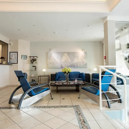 The Originals Miramar, Pontaillac 3* 로양